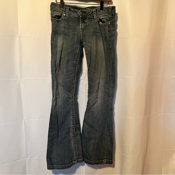 Silver Jeans medium wash Camden Rose Bell  Women's Jeans - Picture 1 of 8